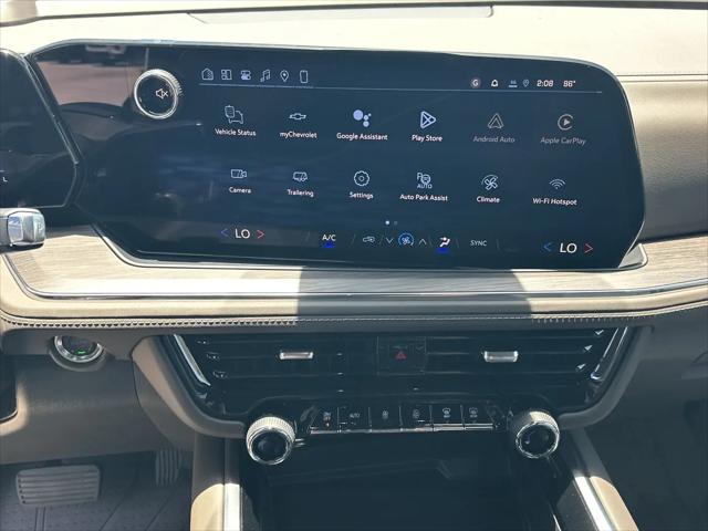 2026 Chevrolet Suburban LS, 4WD