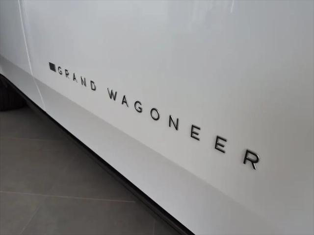 2026 Jeep Grand Wagoneer L Summit Obsidian 4x4