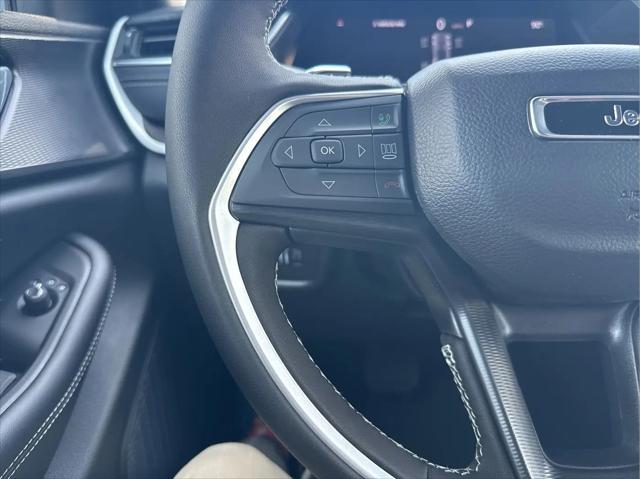 2026 Jeep Grand Cherokee Altitude 4x2