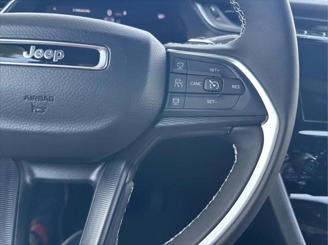 2026 Jeep Grand Cherokee Altitude 4x2