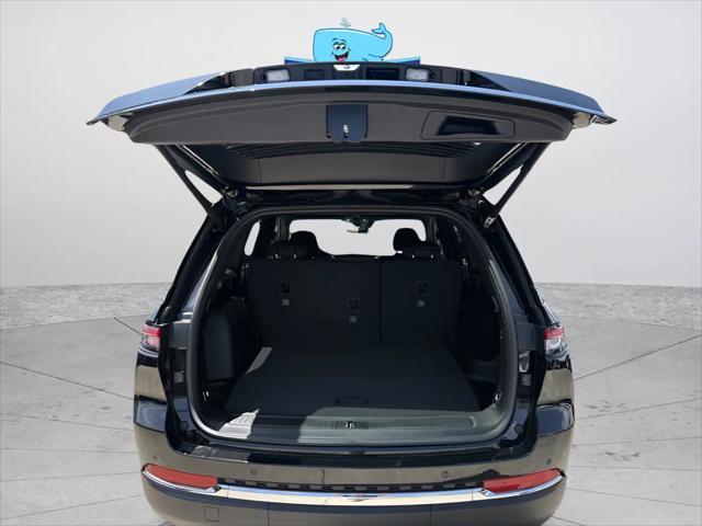 2026 Jeep Grand Cherokee Altitude 4x2