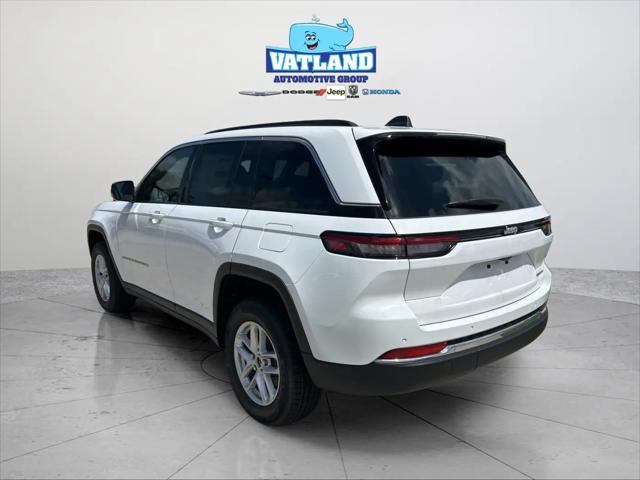 2026 Jeep Grand Cherokee Altitude 4x2