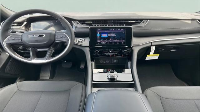 2026 Jeep Grand Cherokee Altitude 4x2