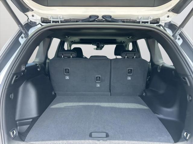 2026 Jeep Grand Cherokee Altitude 4x2