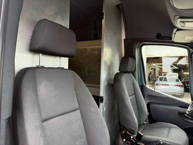 2019 Mercedes-Benz Sprinter 2500 High Roof V6