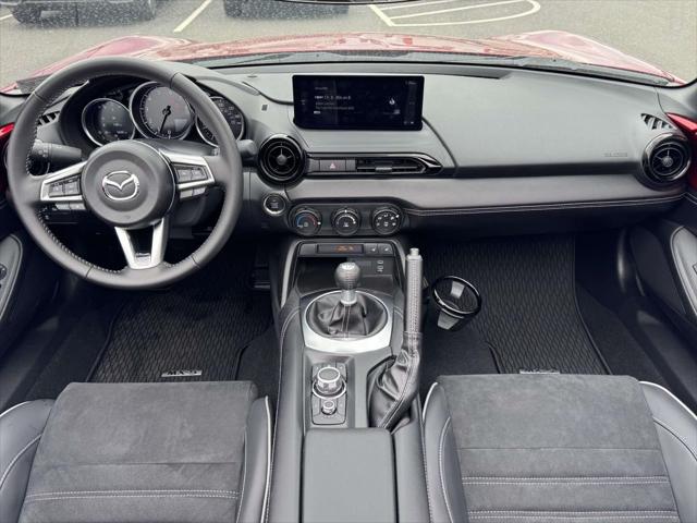 2025 Mazda MX-5 Club