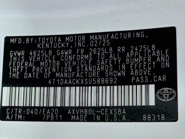 2025 Toyota Camry SE