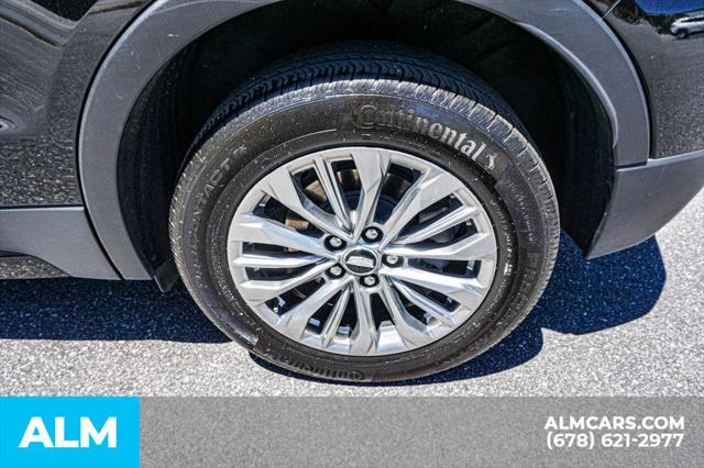 2025 Cadillac XT4 FWD Premium Luxury