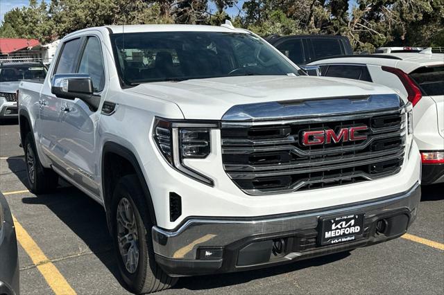 2024 GMC Sierra 1500 4WD Crew Cab Short Box SLT
