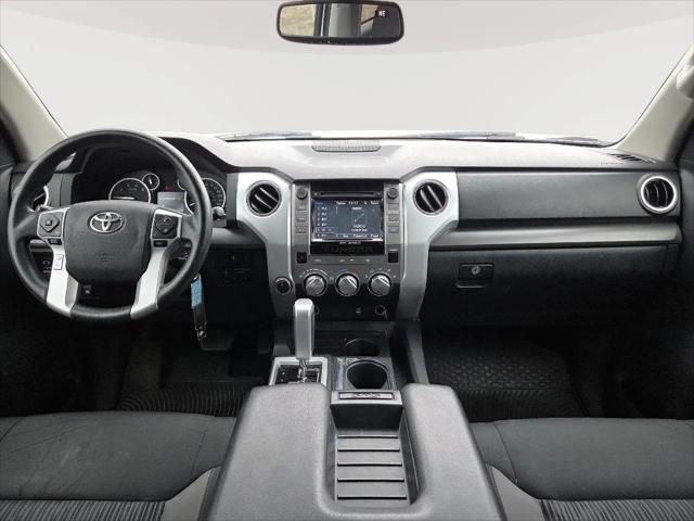 2017 Toyota Tundra SR5 5.7L V8