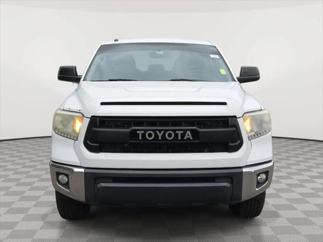 2017 Toyota Tundra SR5 5.7L V8