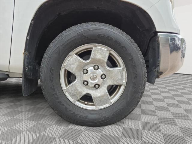 2017 Toyota Tundra SR5 5.7L V8