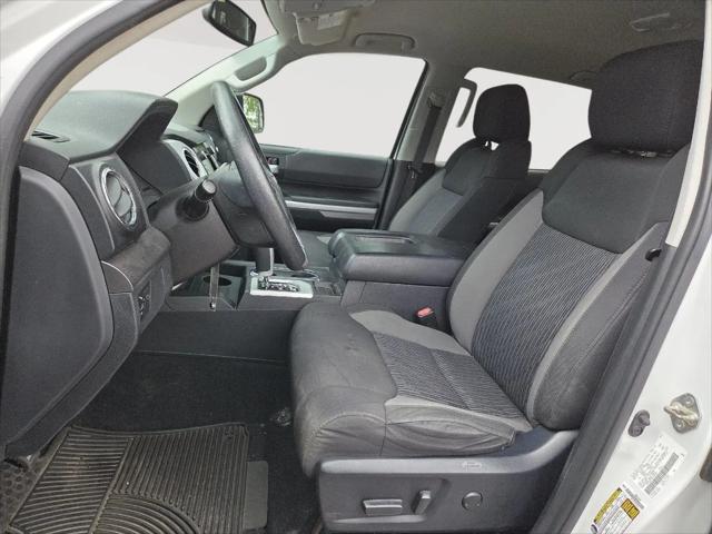 2017 Toyota Tundra SR5 5.7L V8