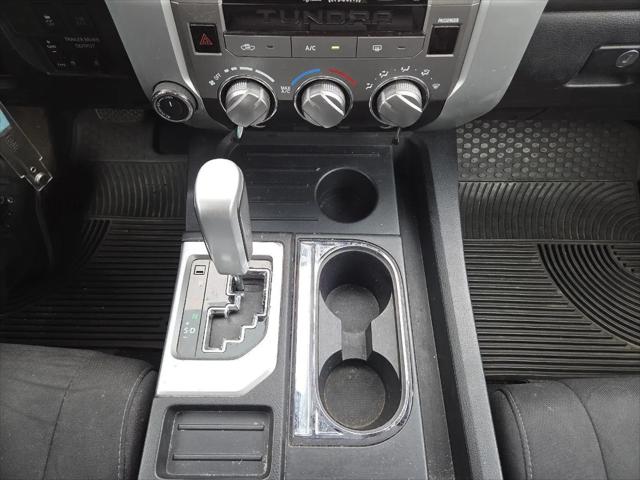 2017 Toyota Tundra SR5 5.7L V8