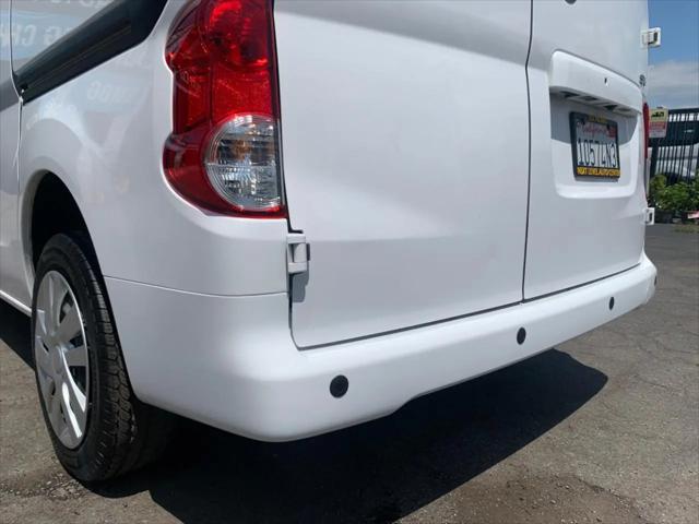 2021 Nissan NV200 Compact Cargo SV Xtronic CVT