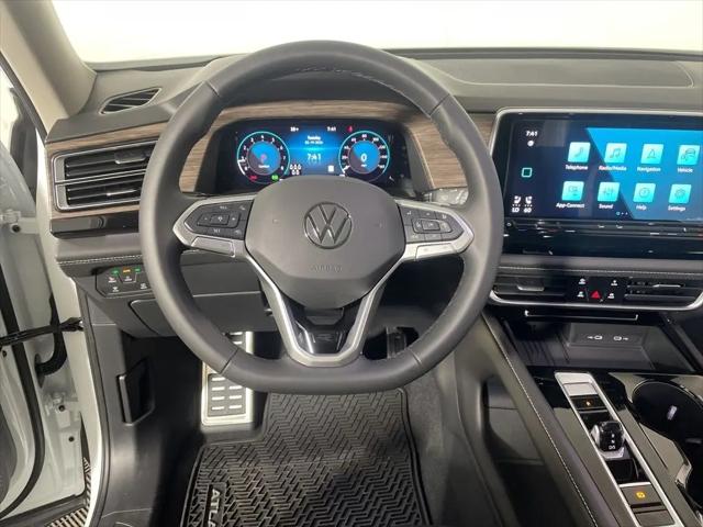2026 Volkswagen Atlas SEL Premium R-Line