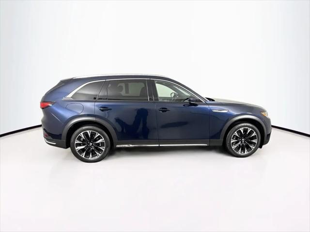 2025 Mazda X-90 Premium Plus Package