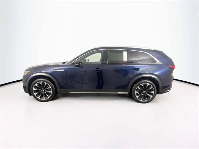 2025 Mazda X-90 Premium Plus Package