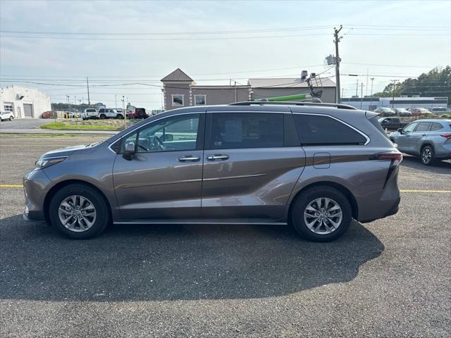 2024 Toyota Sienna XLE