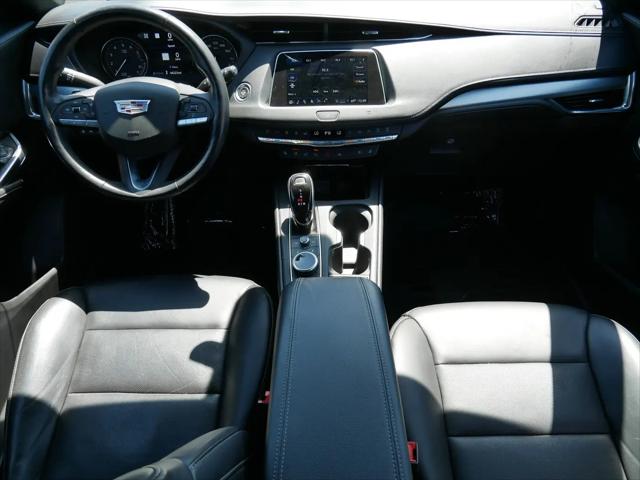 2021 Cadillac XT4 AWD Premium Luxury