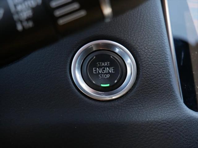 2021 Cadillac XT4 AWD Premium Luxury