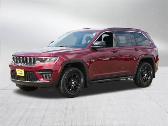 2025 Jeep Grand Cherokee Laredo 4x4