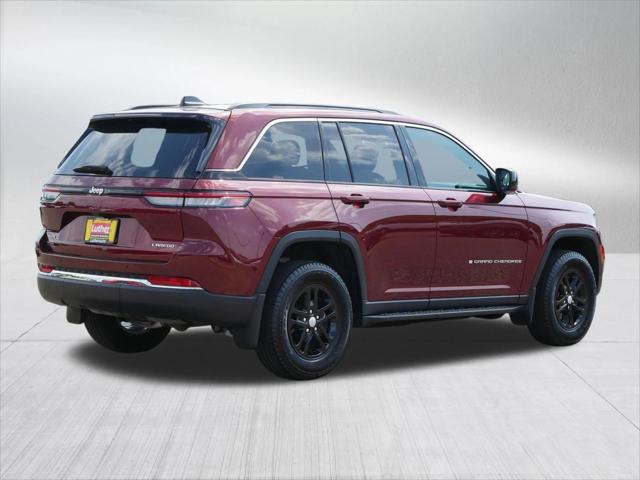 2025 Jeep Grand Cherokee Laredo 4x4