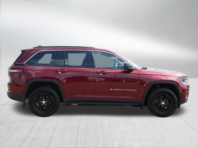 2025 Jeep Grand Cherokee Laredo 4x4