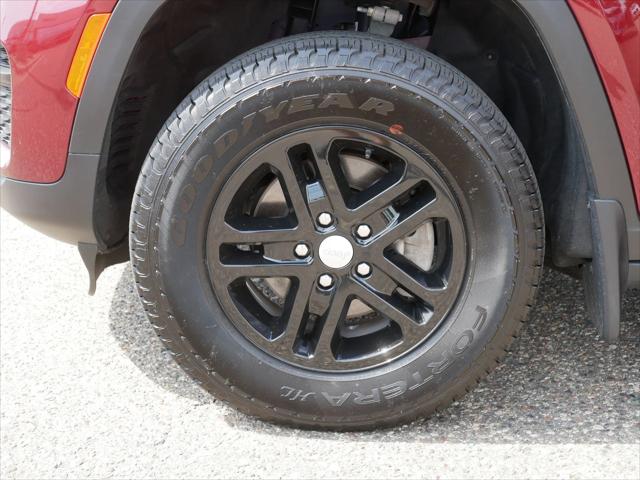 2025 Jeep Grand Cherokee Laredo 4x4