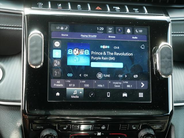 2025 Jeep Grand Cherokee Laredo 4x4