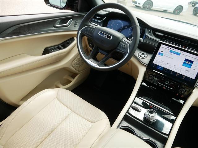 2025 Jeep Grand Cherokee L Limited 4x4