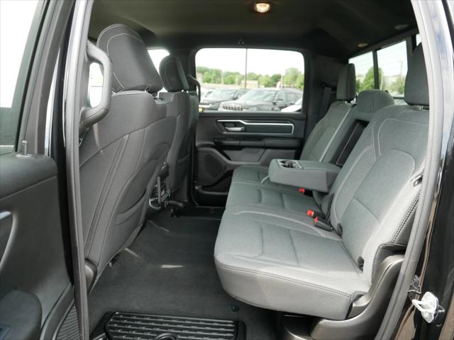 2022 Ram 1500 Big Horn Crew Cab 4x4 6'4" Box