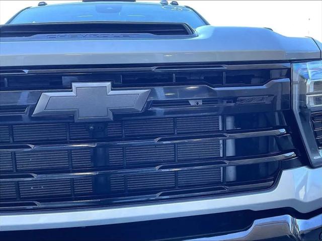 2025 Chevrolet Silverado 2500HD 4WD Crew Cab Standard Bed LTZ