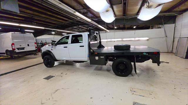 2026 RAM Ram 5500 Chassis Cab RAM 5500 TRADESMAN CHASSIS CREW CAB 4X4 60 CA