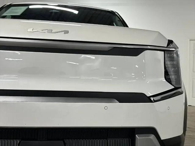 2024 Kia EV9 Light Short Range
