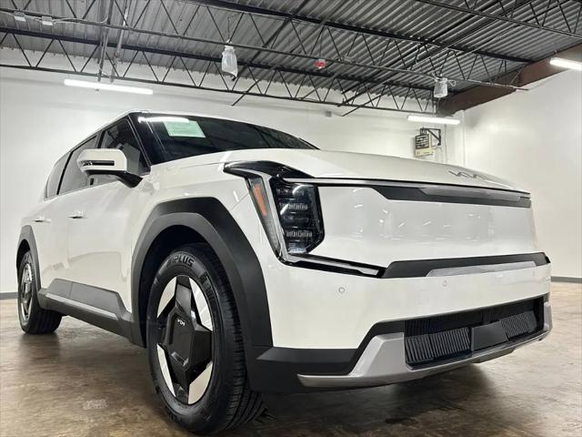 2024 Kia EV9 Light Short Range