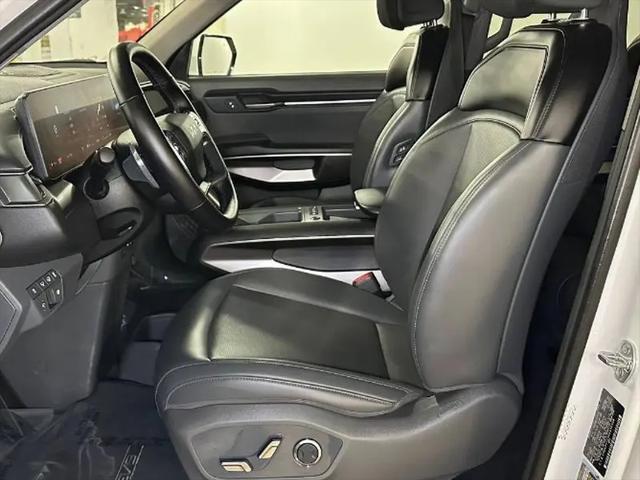 2024 Kia EV9 Light Short Range