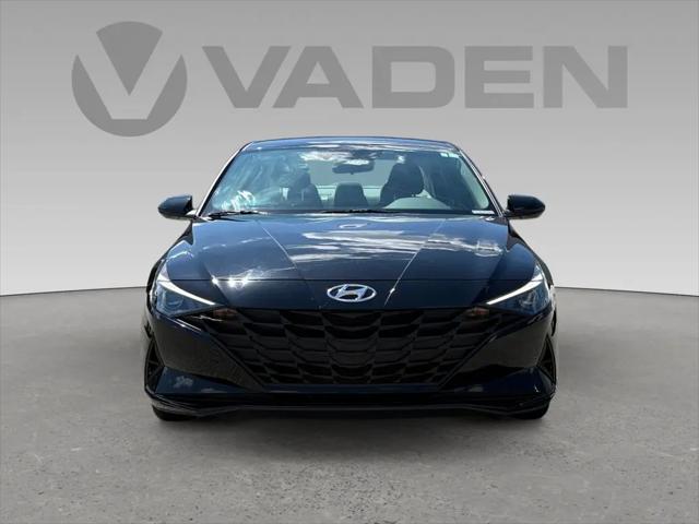2023 Hyundai Elantra SE