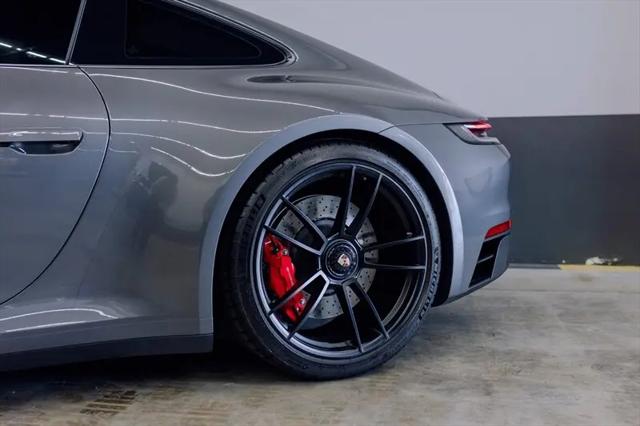 2024 Porsche 911 Carrera GTS