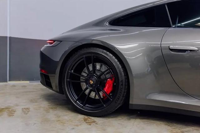 2024 Porsche 911 Carrera GTS