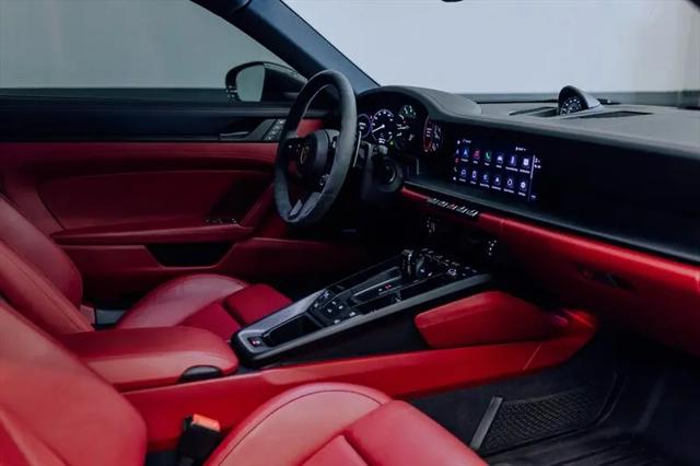 2024 Porsche 911 Carrera GTS