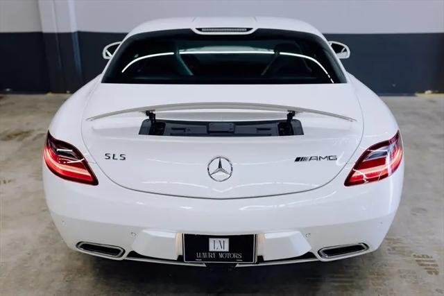2011 Mercedes-Benz SLS AMG Standard
