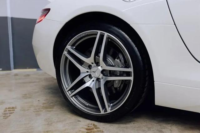 2011 Mercedes-Benz SLS AMG Standard