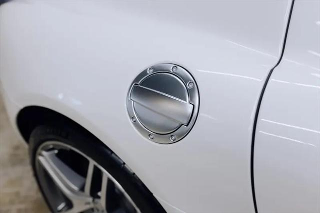 2011 Mercedes-Benz SLS AMG Standard