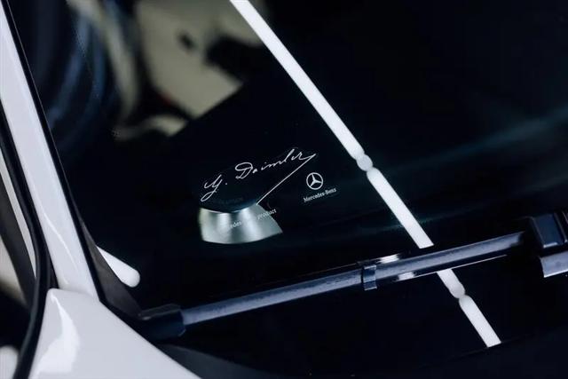 2011 Mercedes-Benz SLS AMG Standard