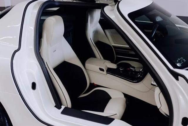 2011 Mercedes-Benz SLS AMG Standard