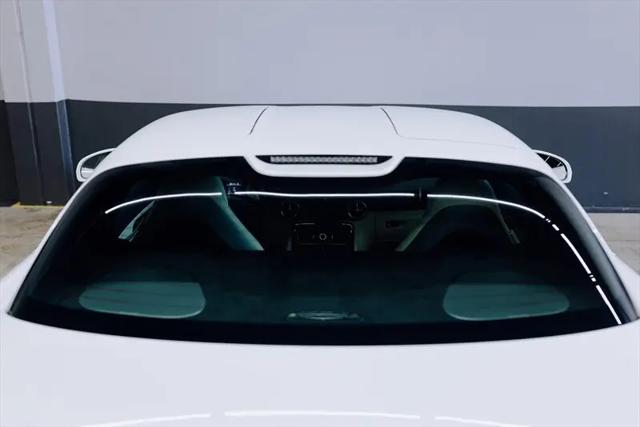 2011 Mercedes-Benz SLS AMG Standard