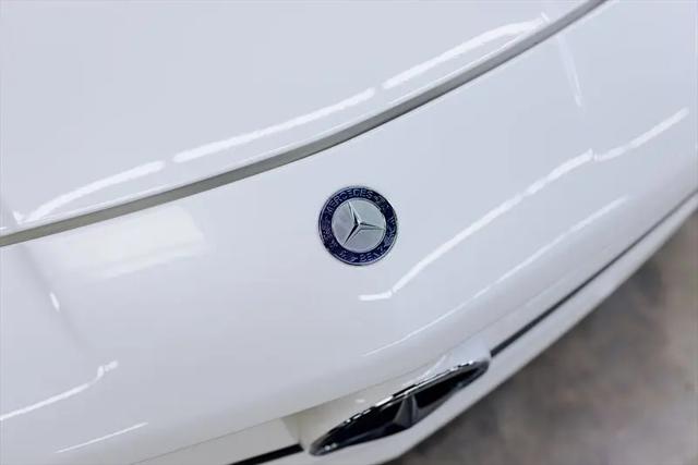 2011 Mercedes-Benz SLS AMG Standard