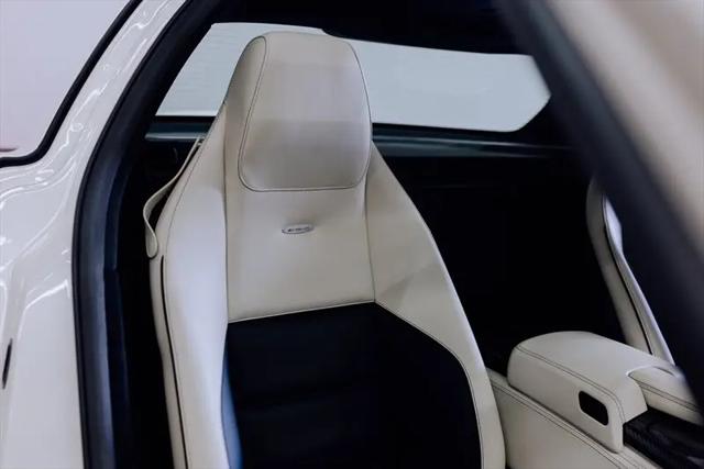 2011 Mercedes-Benz SLS AMG Standard