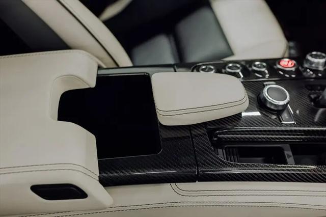 2011 Mercedes-Benz SLS AMG Standard
